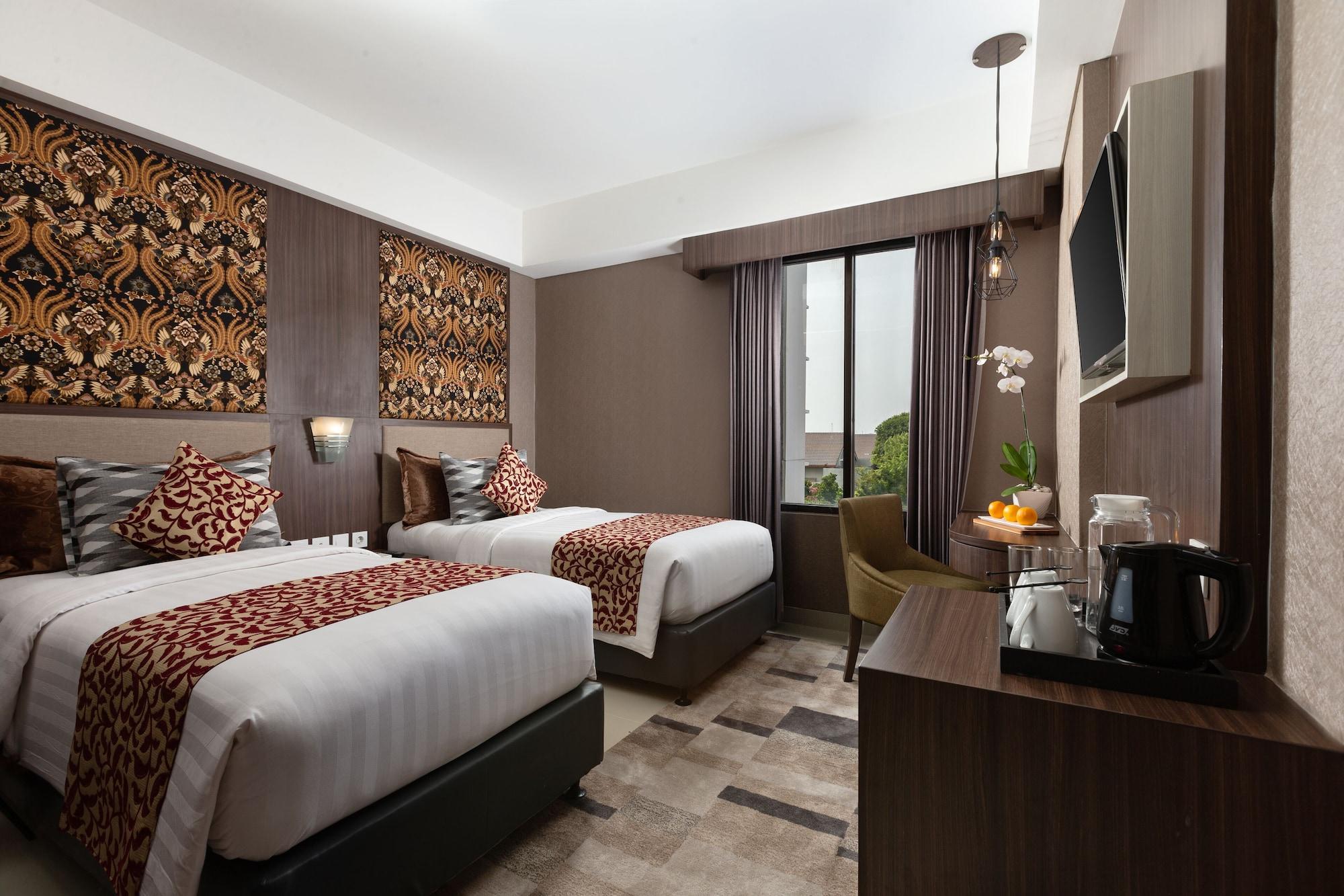 The Alana Hotel & Conference Center Malioboro Yogyakarta By Aston Exterior foto