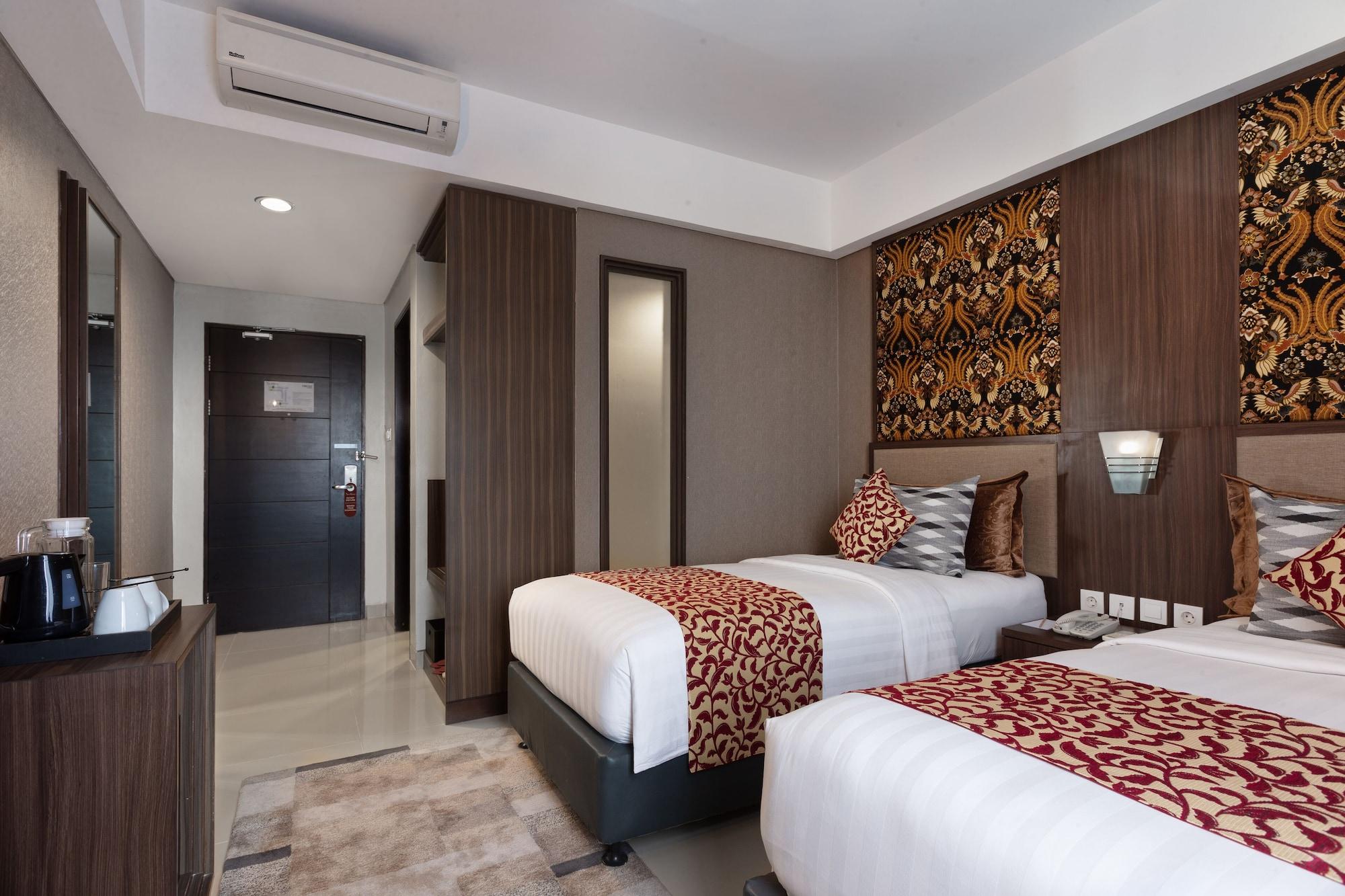 The Alana Hotel & Conference Center Malioboro Yogyakarta By Aston Exterior foto