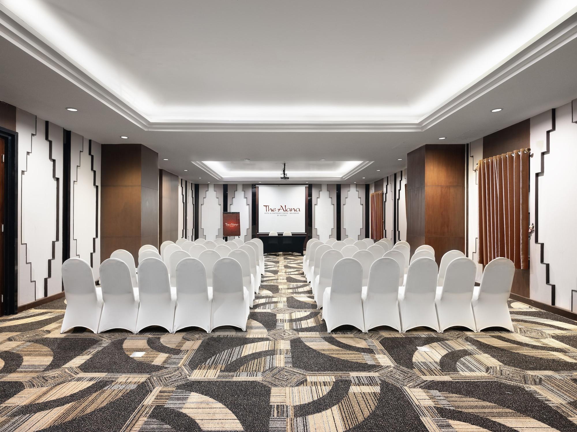 The Alana Hotel & Conference Center Malioboro Yogyakarta By Aston Exterior foto