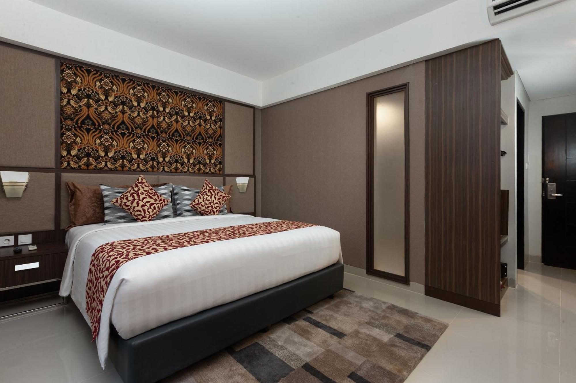 The Alana Hotel & Conference Center Malioboro Yogyakarta By Aston Exterior foto