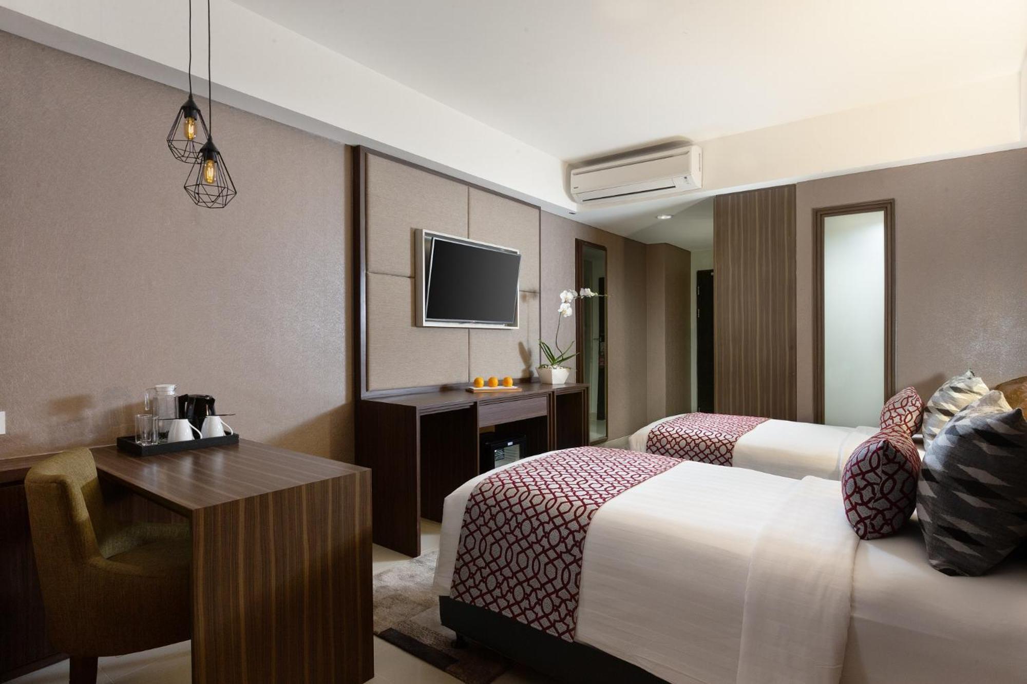 The Alana Hotel & Conference Center Malioboro Yogyakarta By Aston Exterior foto