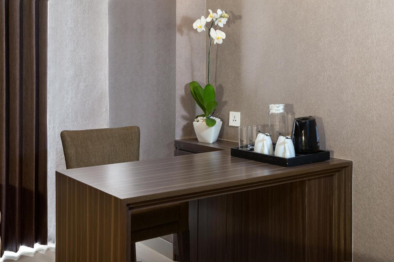 The Alana Hotel & Conference Center Malioboro Yogyakarta By Aston Exterior foto