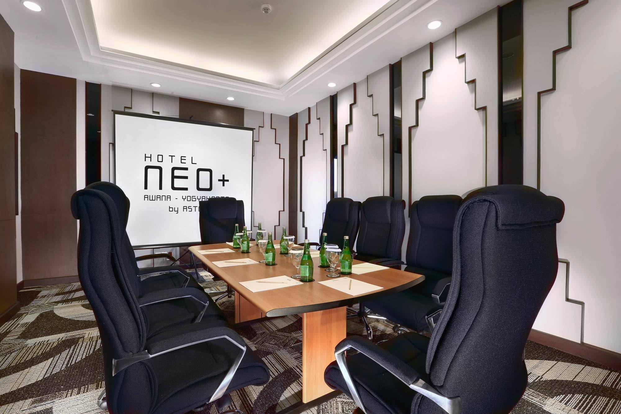The Alana Hotel & Conference Center Malioboro Yogyakarta By Aston Exterior foto