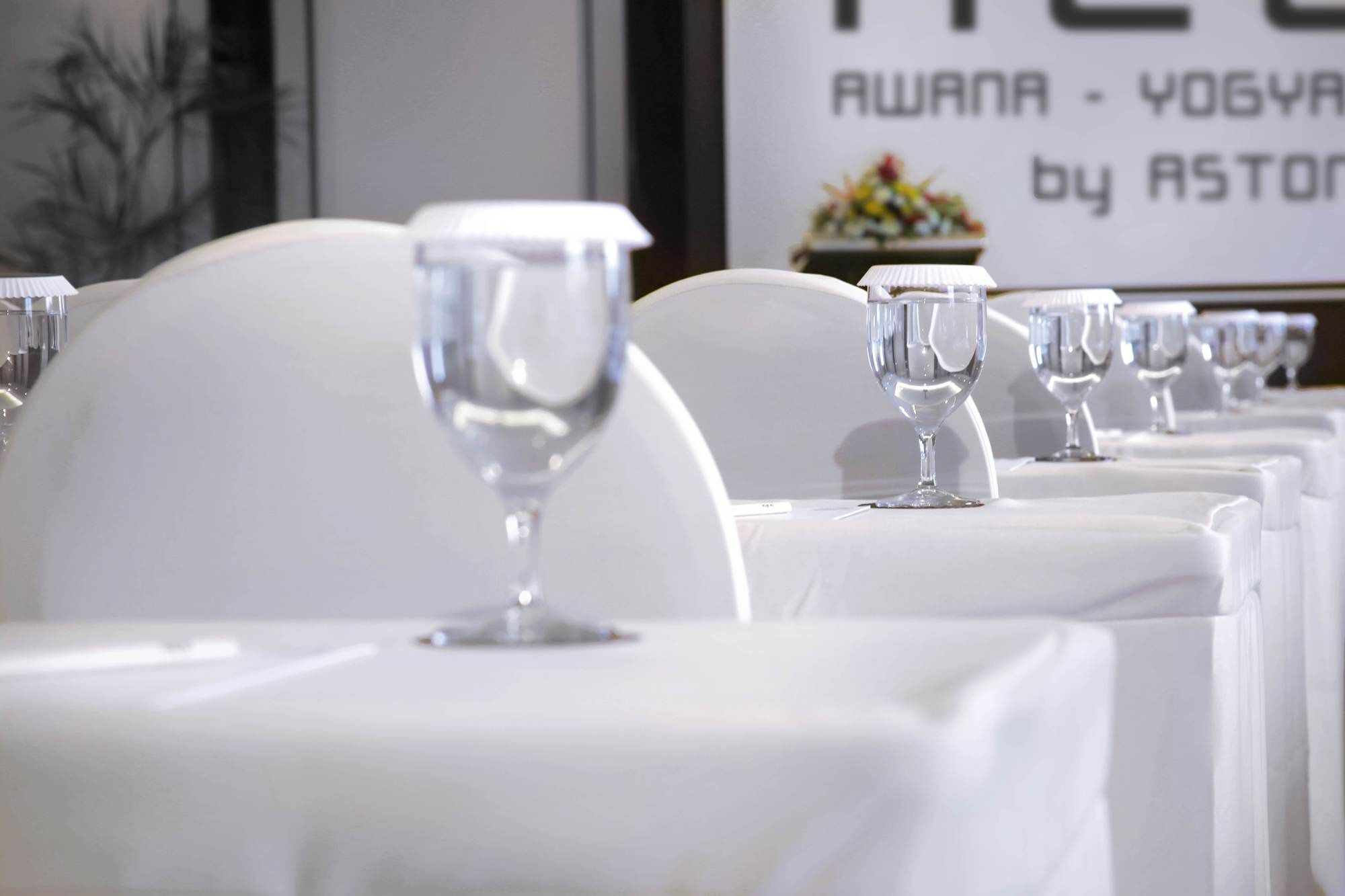 The Alana Hotel & Conference Center Malioboro Yogyakarta By Aston Exterior foto