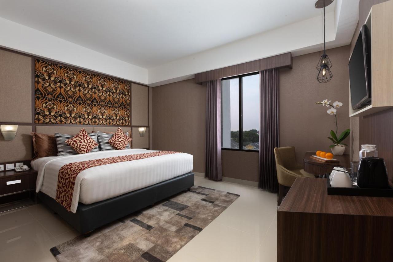 The Alana Hotel & Conference Center Malioboro Yogyakarta By Aston Exterior foto